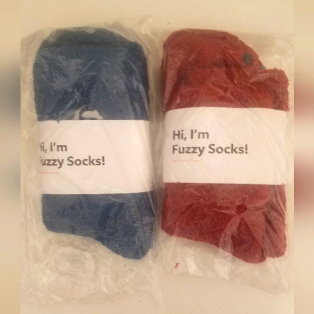 NWT Shapermint Fuzzy Socks in Blue(L) and Red(S)